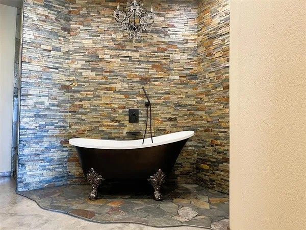 $699,000 | 218 Fm 80 Street South, Teague, TX 75860