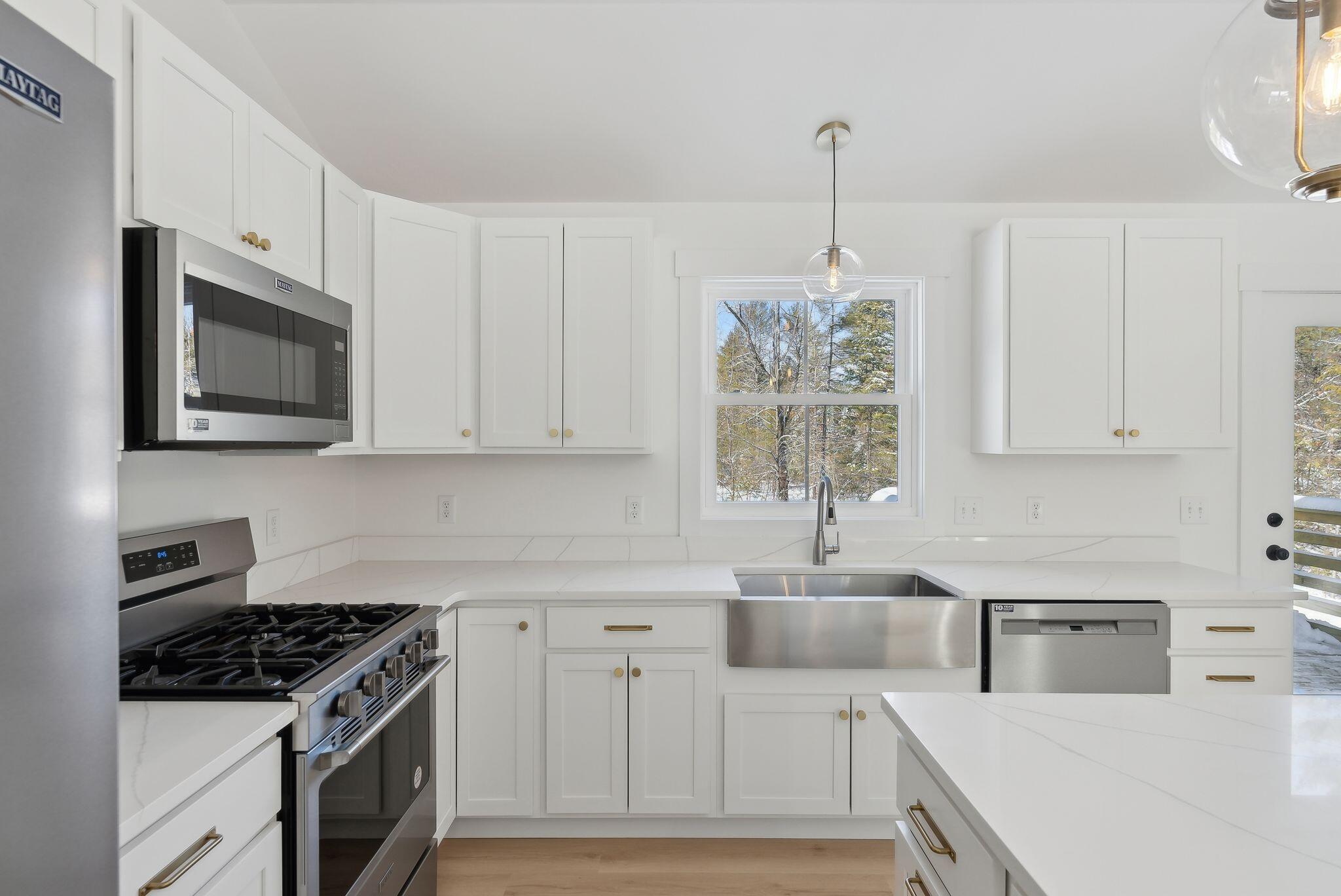 388 Manchester Road Standish, ME 04085 - Photo 14 of 32 16_DSC07741
