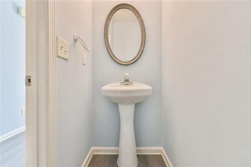 1526 Viero Drive Duluth, GA 30096 - Photo 4 of 30