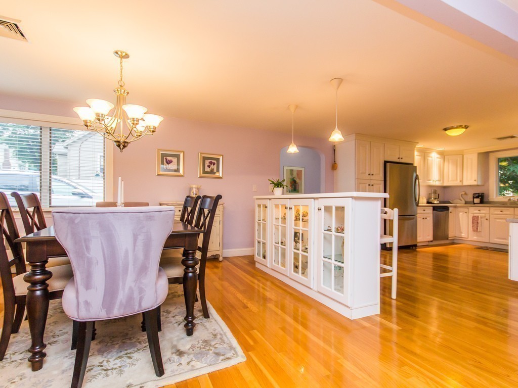 91 Mayflower Road Quincy, MA 02171 - Photo 6 of 30 Gallery Image 6