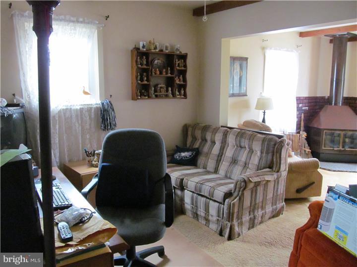2426 Secane Road Secane, PA 19018 - Photo 11 of 21 Family Room