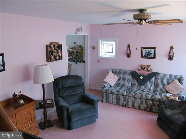 2426 Secane Road Secane, PA 19018 - Photo 6 of 21 Living Room