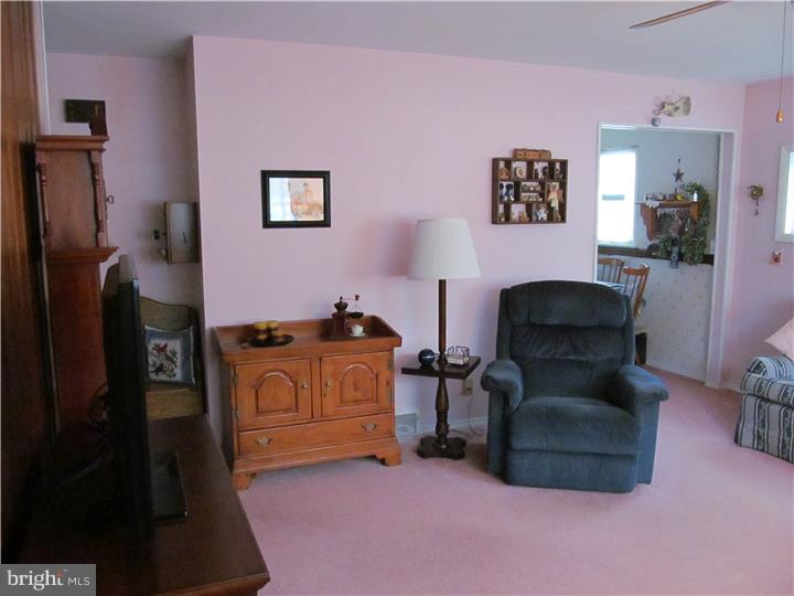2426 Secane Road Secane, PA 19018 - Photo 7 of 21 Living Room