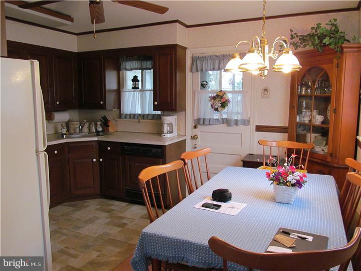 2426 Secane Road Secane, PA 19018 - Photo 8 of 21 Kitchen