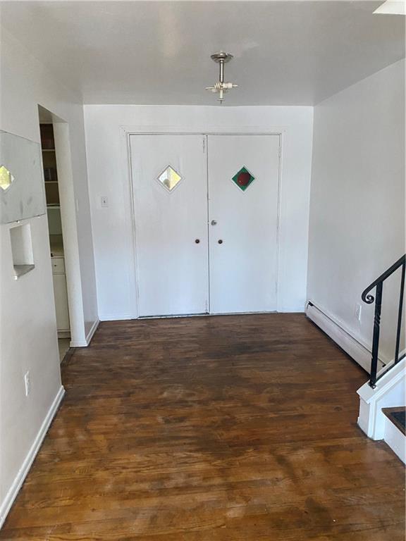 2525 Webster Avenue Pittsburgh, PA 15219 - Photo 6 of 11 a view of empty room