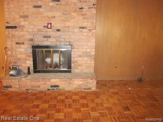 789 Canterbury Road Grosse Pointe, MI 48236 - Photo 12 of 18 Fam Rm