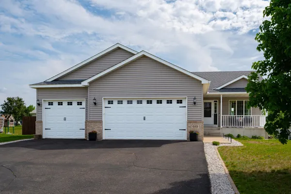 $334,900 | 685 Juliet Avenue, Clearwater, MN 55320