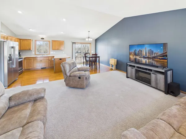 $385,000 | 24605 140th Street Northwest, Zimmerman, MN 55398