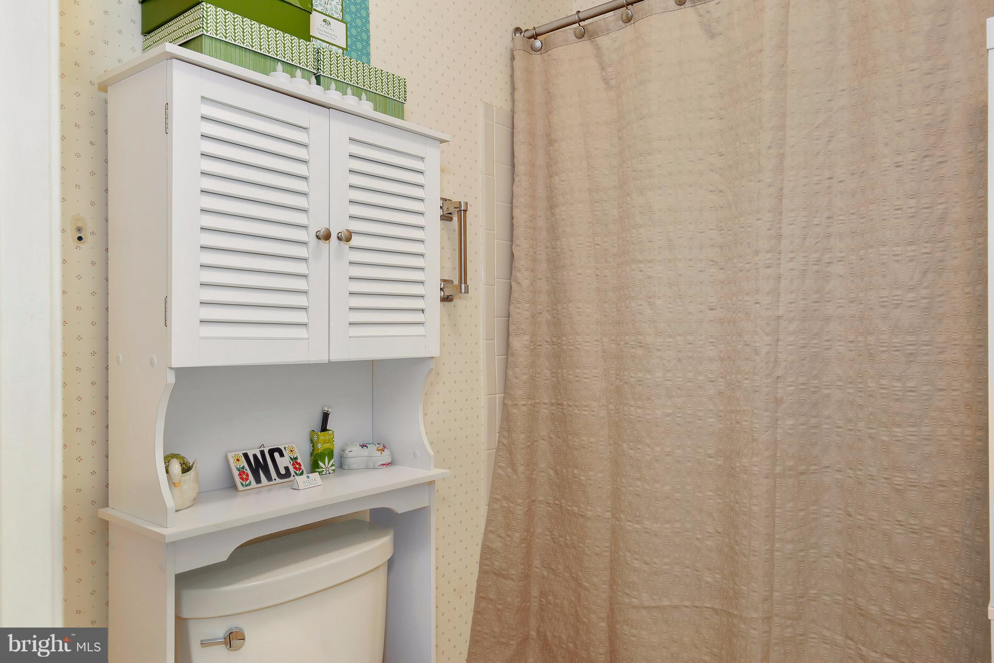 2507 Bollard Road Annapolis, MD 21401 - Photo 18 of 30 Bath (Master)