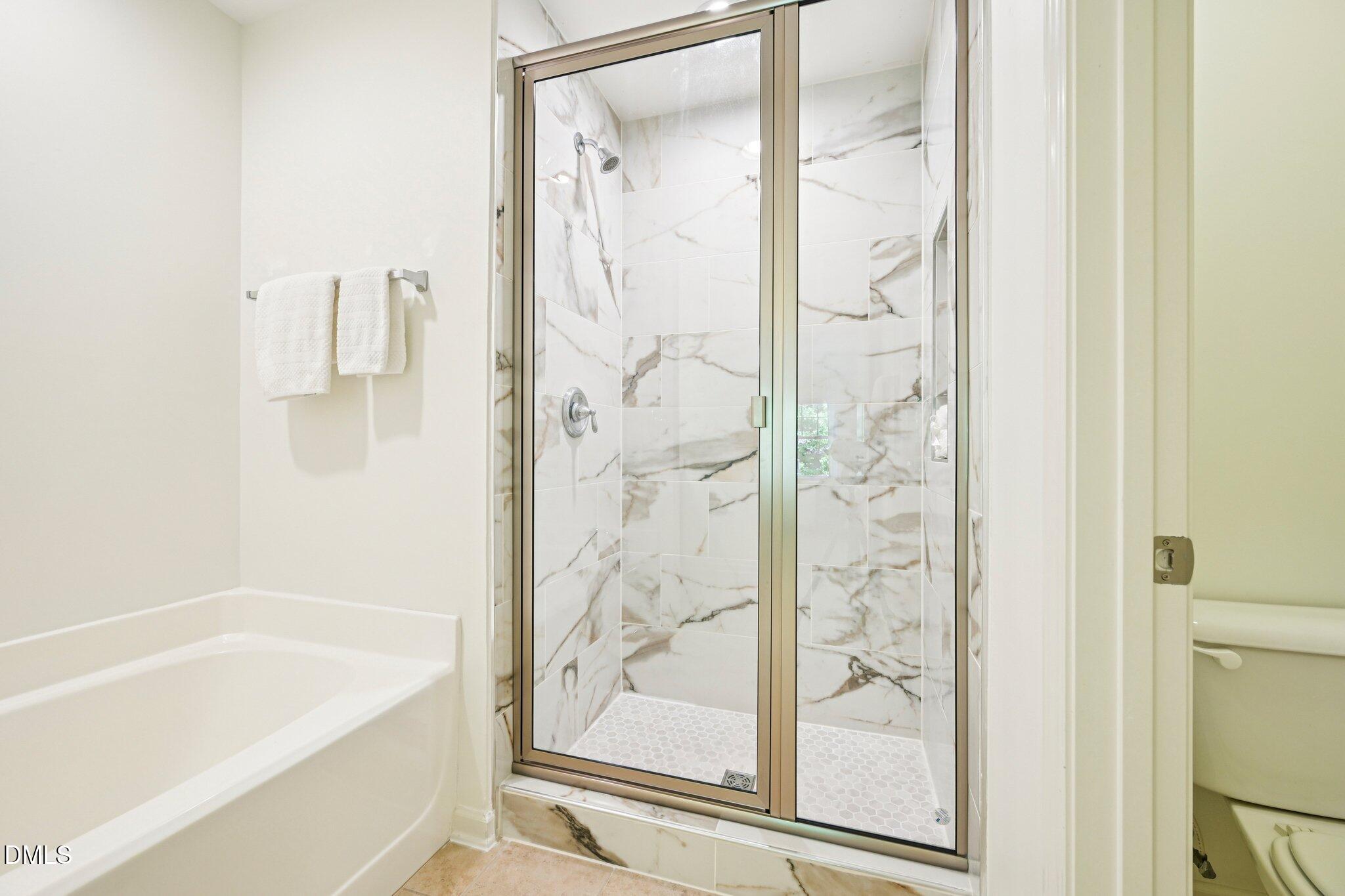 2414 Swans Rest Way Raleigh, NC 27606 - Photo 20 of 42 28-web-or-mls-Swans Rest Way-S1504-028