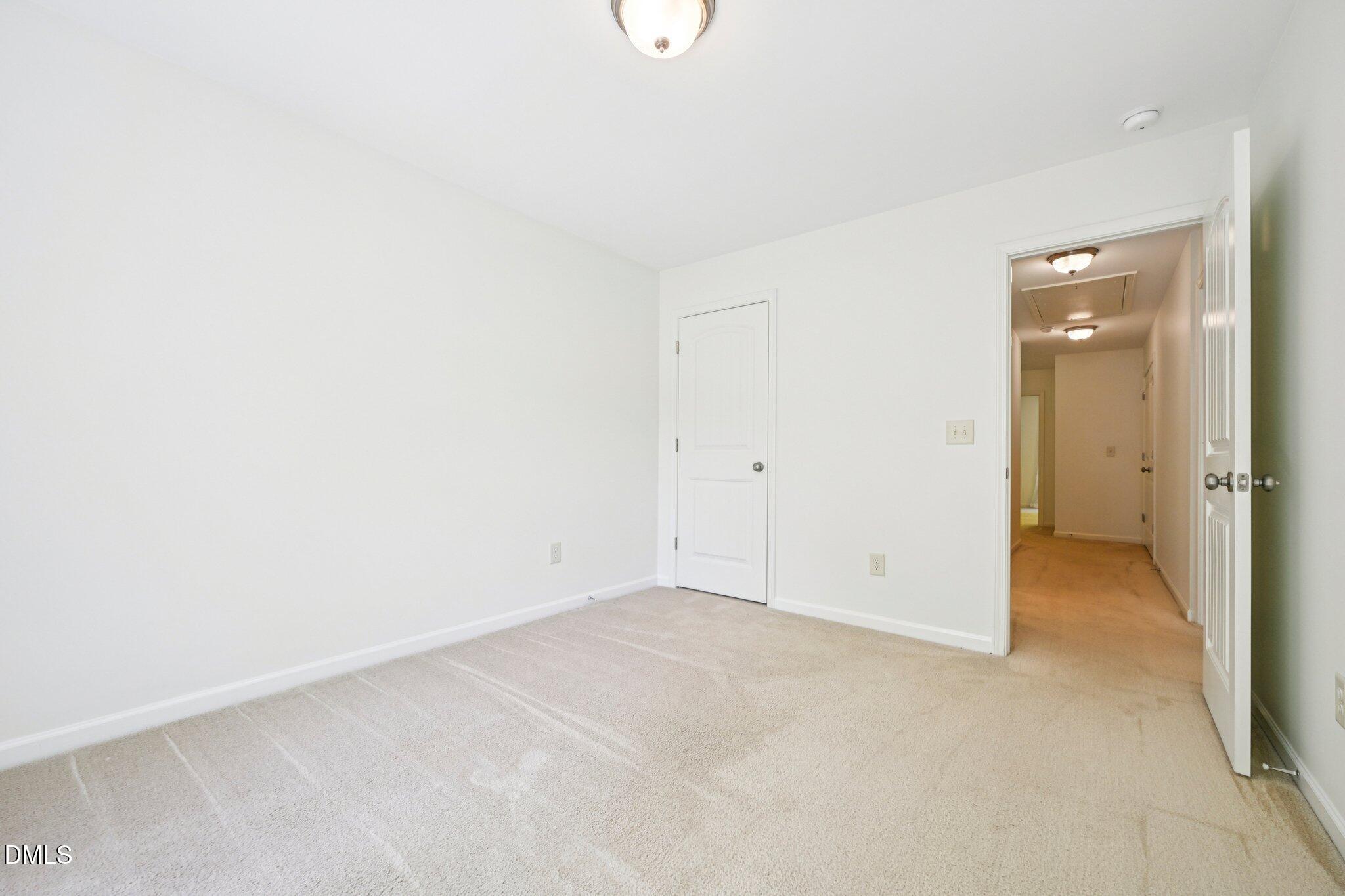 2414 Swans Rest Way Raleigh, NC 27606 - Photo 28 of 42 36-web-or-mls-Swans Rest Way-S1504-036