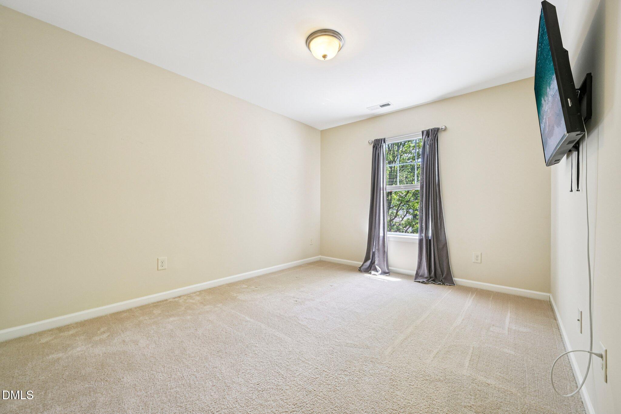 2414 Swans Rest Way Raleigh, NC 27606 - Photo 29 of 42 37-web-or-mls-Swans Rest Way-S1504-037