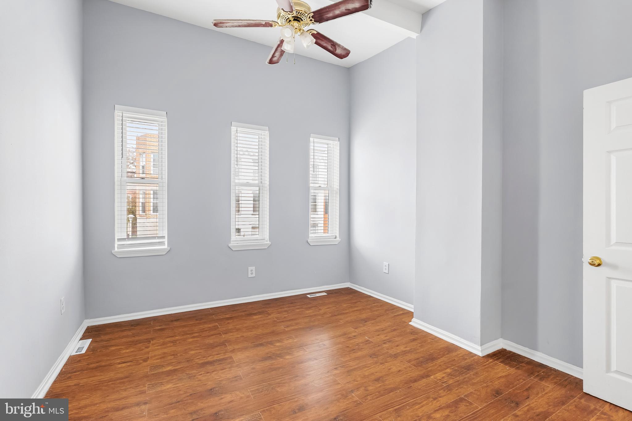 1145 West Cross Street Baltimore, MD 21230 - Photo 22 of 40 Bedroom 1