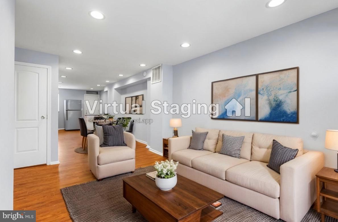 1145 West Cross Street Baltimore, MD 21230 - Photo 8 of 40 Living room
Virtual Staging*