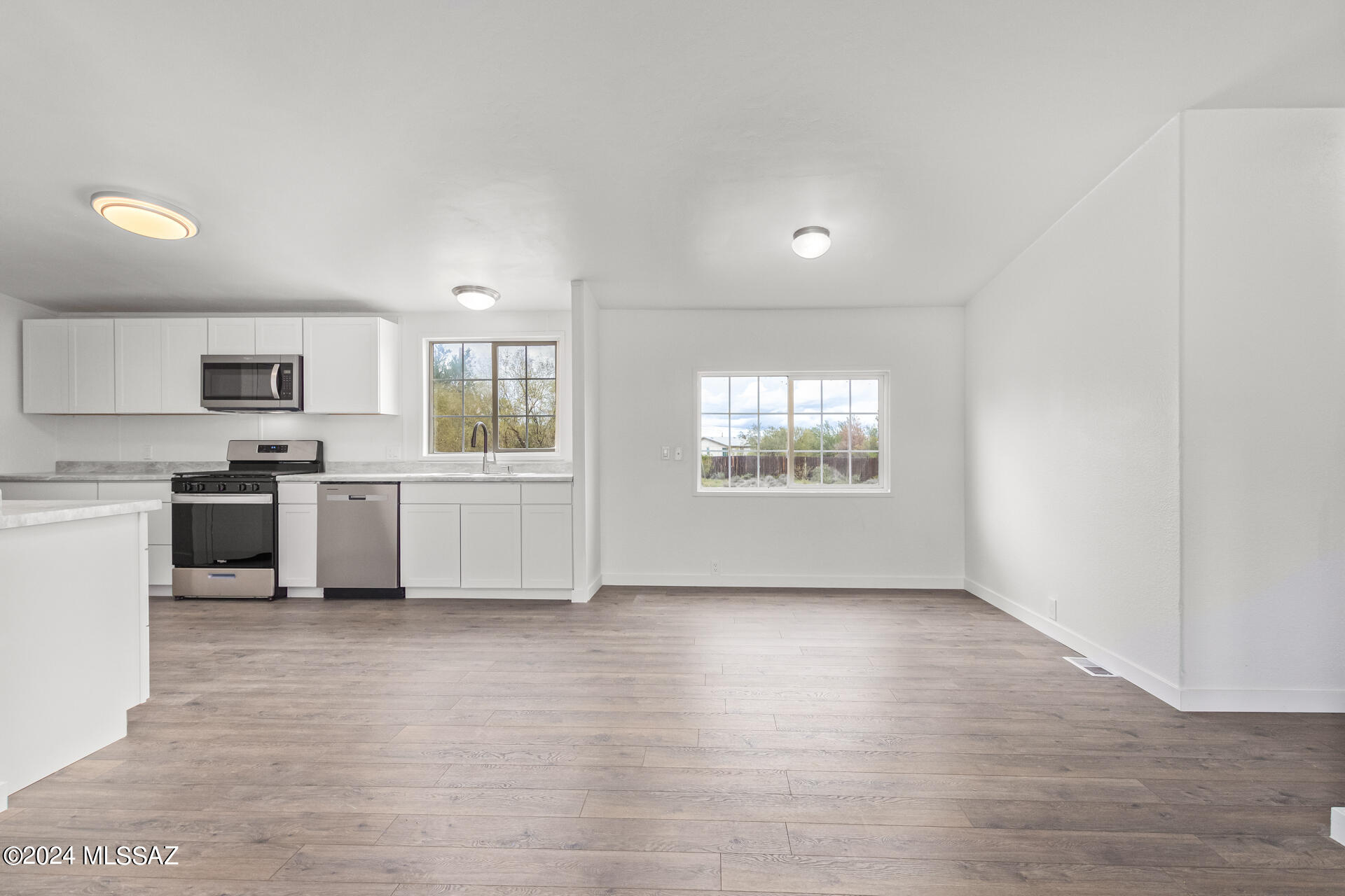 7367 North Sandario Road Tucson, AZ 85743 - Photo 9 of 29 Gallery Image 9