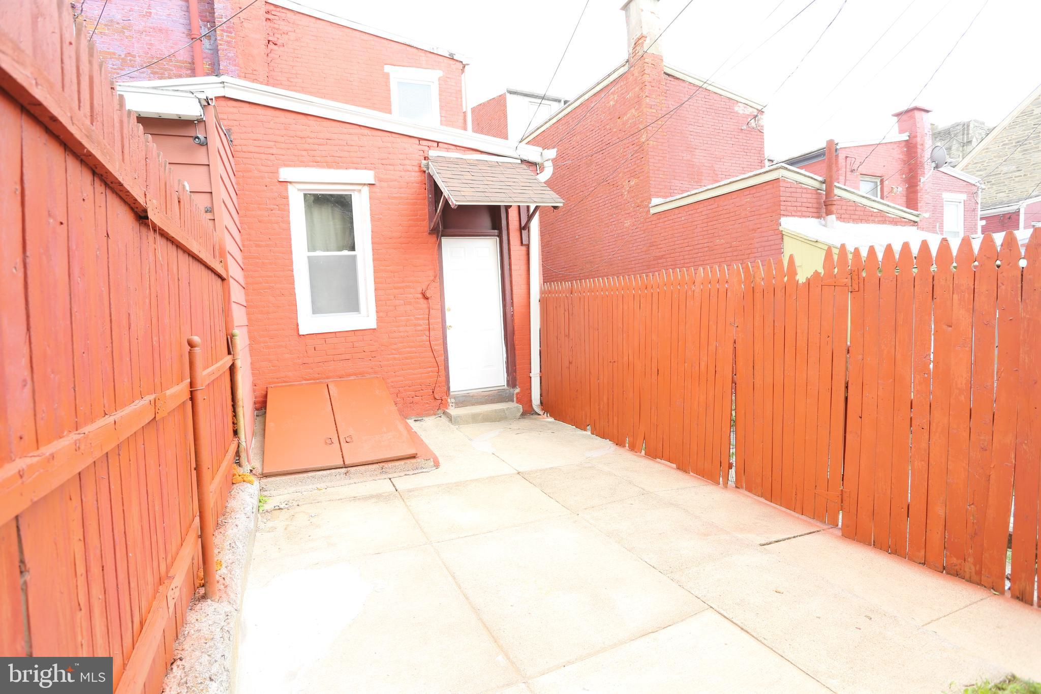 314 South 16th Street Reading, PA 19602 - Photo 9 of 21