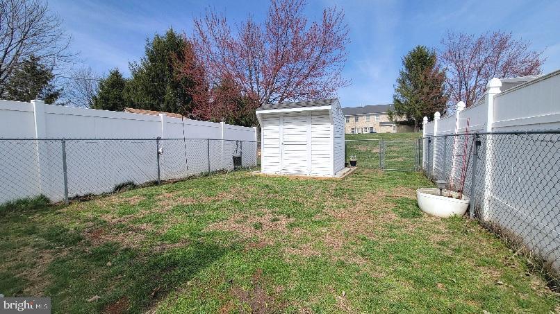 337 East Ridge Drive Hagerstown, MD 21740 - Photo 14 of 17 a view of a backyard