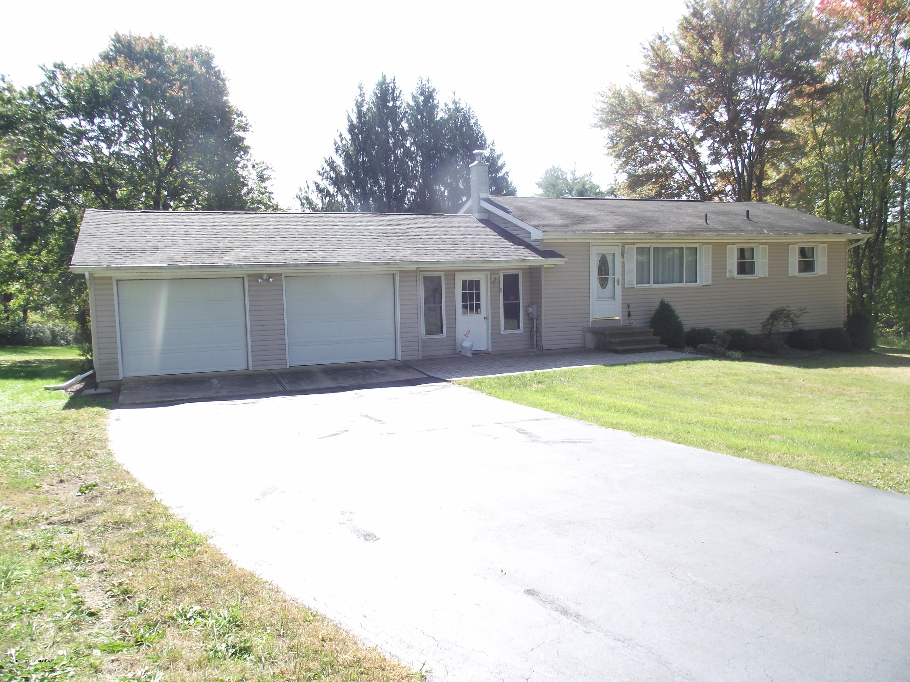 1639 Falls Road Clarks Summit, PA 18411 - Photo 1 of 23 Gallery Image 1