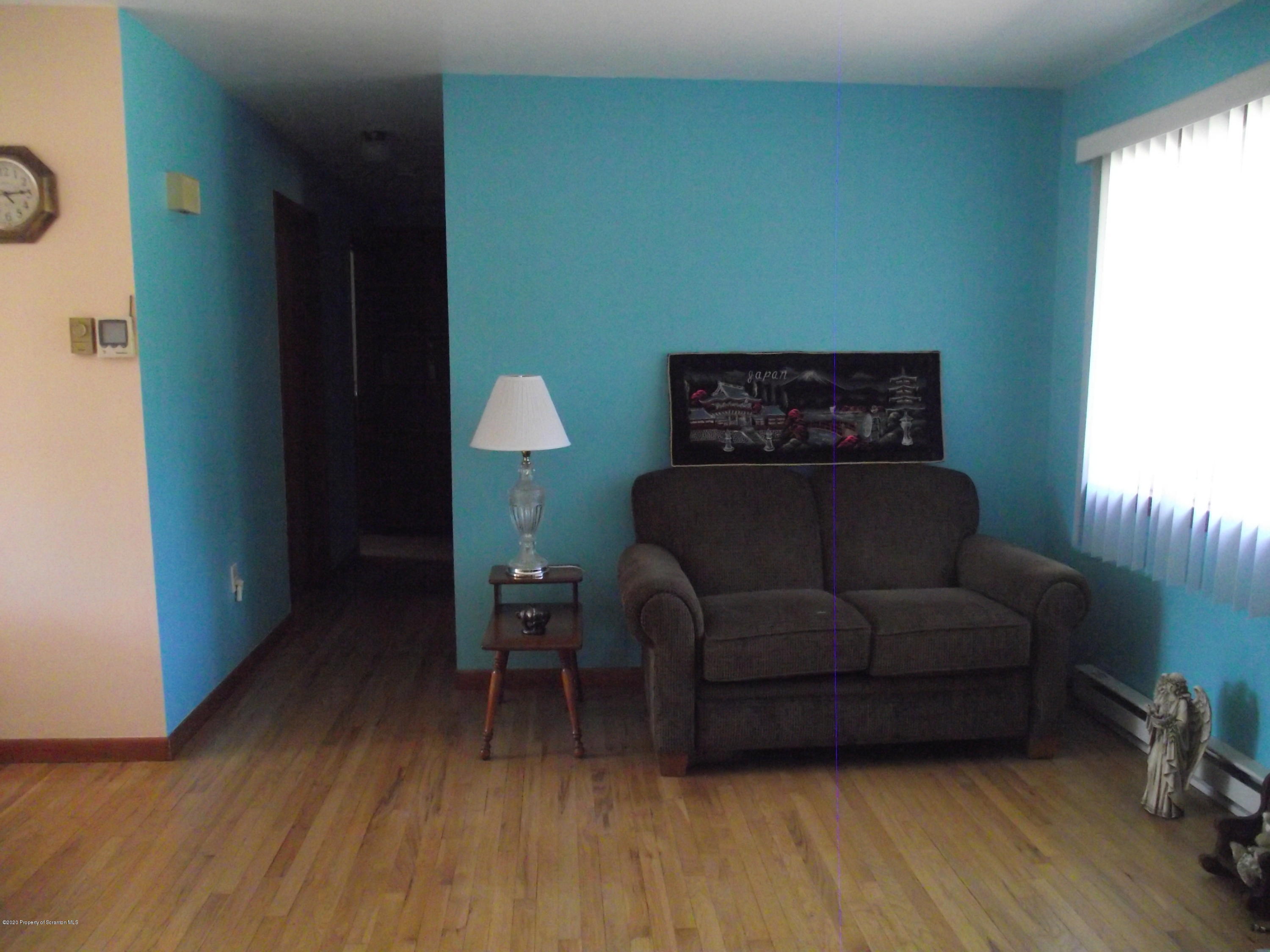 1639 Falls Road Clarks Summit, PA 18411 - Photo 11 of 23 Gallery Image 11