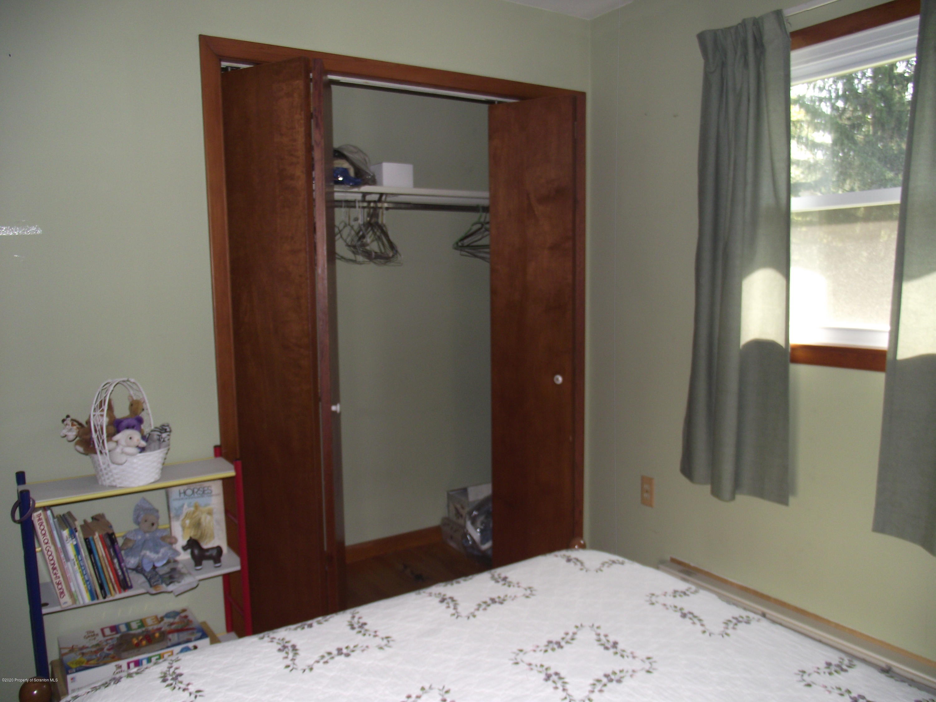 1639 Falls Road Clarks Summit, PA 18411 - Photo 13 of 23 Gallery Image 13