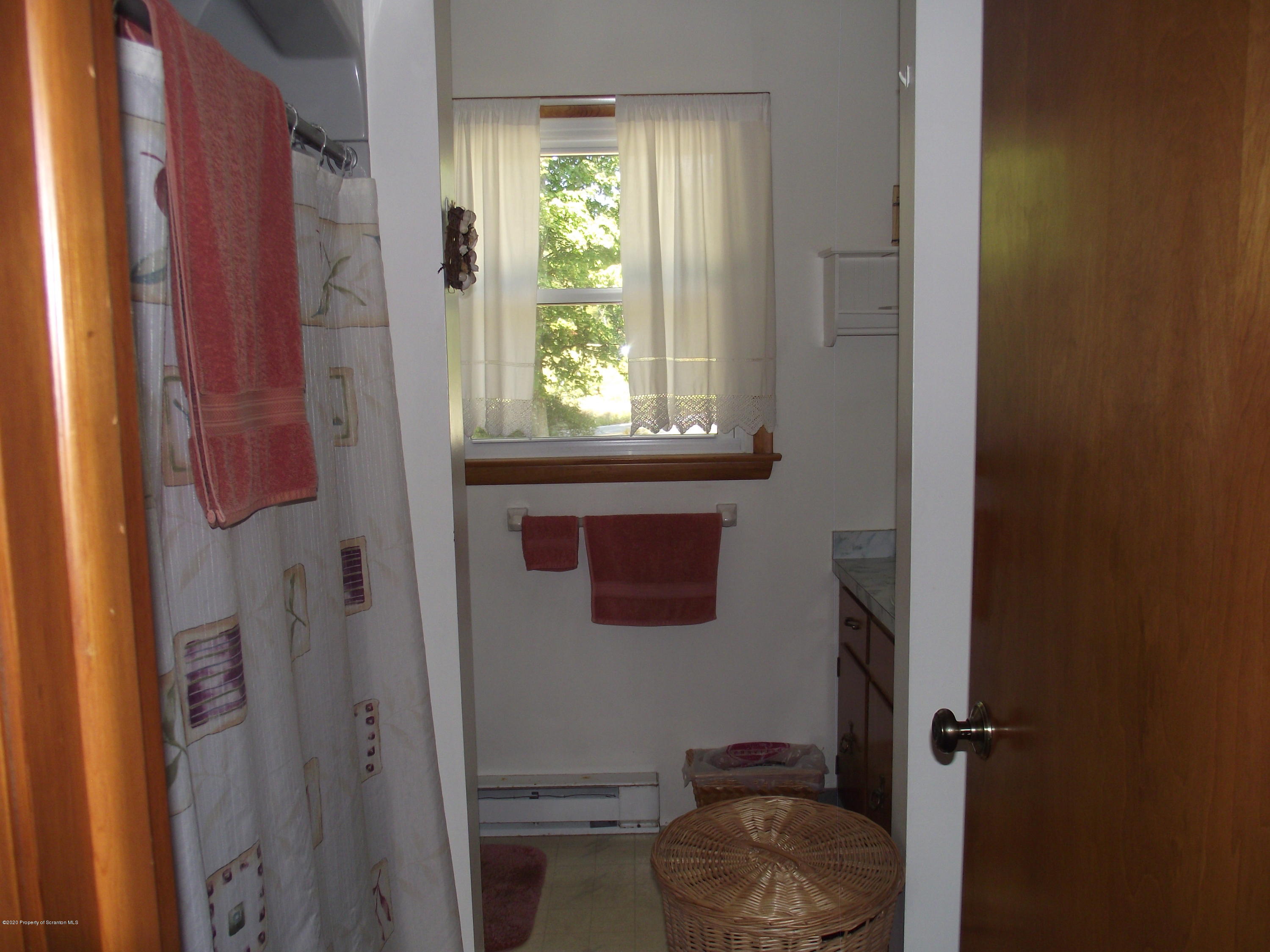 1639 Falls Road Clarks Summit, PA 18411 - Photo 17 of 23 Gallery Image 17
