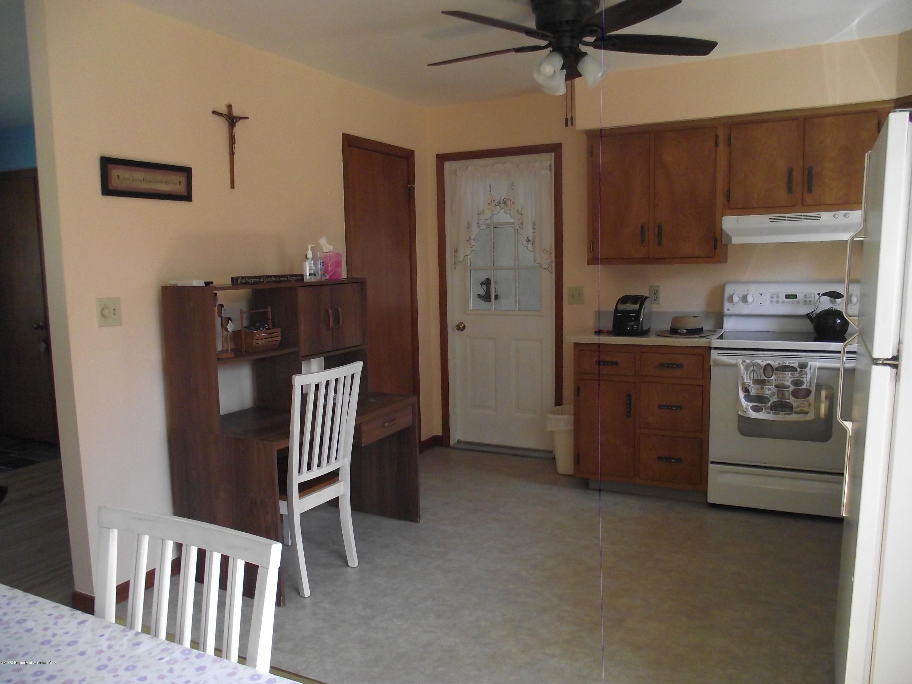 1639 Falls Road Clarks Summit, PA 18411 - Photo 8 of 23 Gallery Image 8