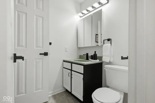 $229,000 | 8312 Devonshire Road, Columbus, IN 47201