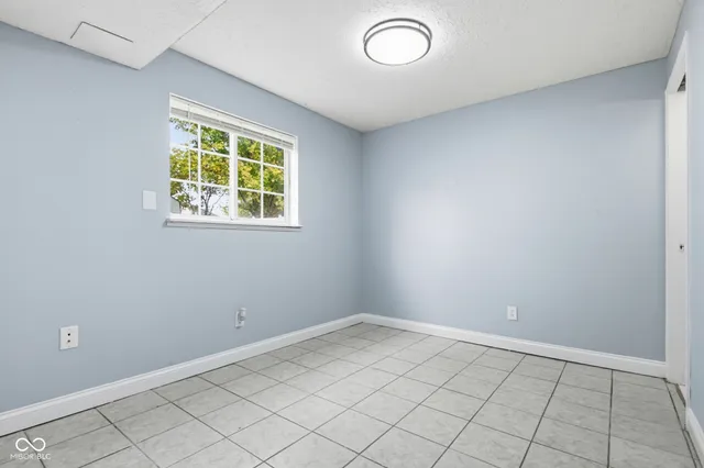 $229,000 | 8312 Devonshire Road, Columbus, IN 47201