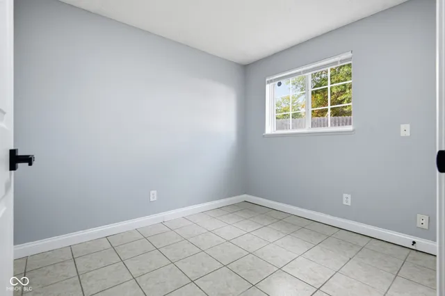 $229,000 | 8312 Devonshire Road, Columbus, IN 47201