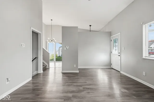 $229,000 | 8312 Devonshire Road, Columbus, IN 47201