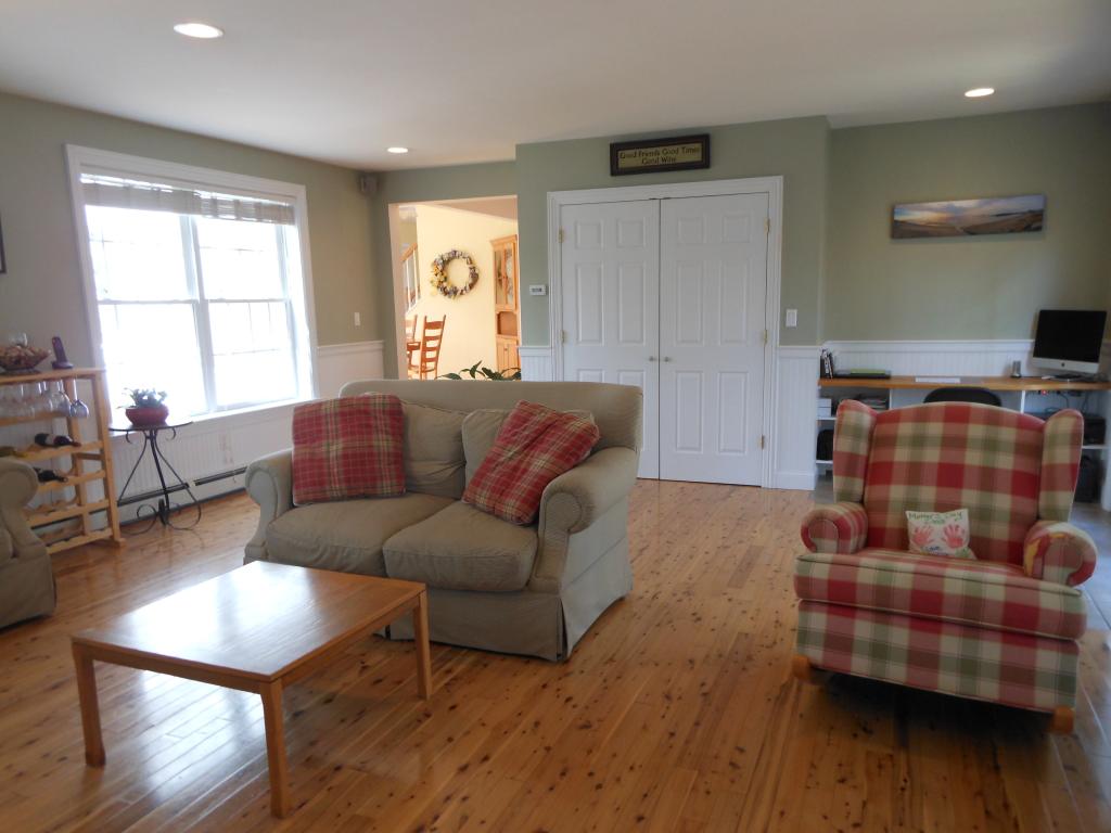 38 Oak Hill Road Concord, NH 03301 - Photo 13 of 36