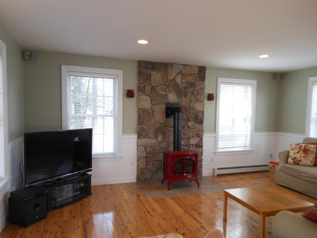 38 Oak Hill Road Concord, NH 03301 - Photo 14 of 36