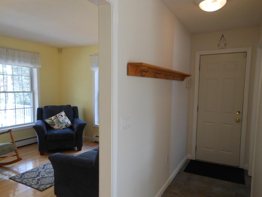 38 Oak Hill Road Concord, NH 03301 - Photo 18 of 36