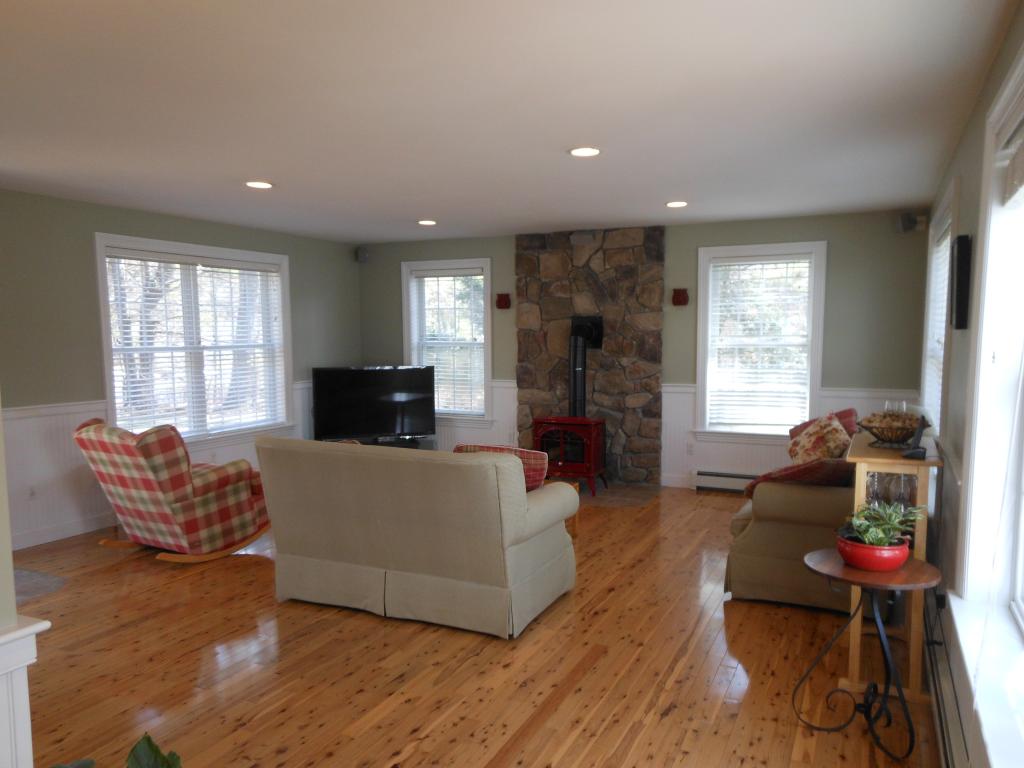 38 Oak Hill Road Concord, NH 03301 - Photo 4 of 36