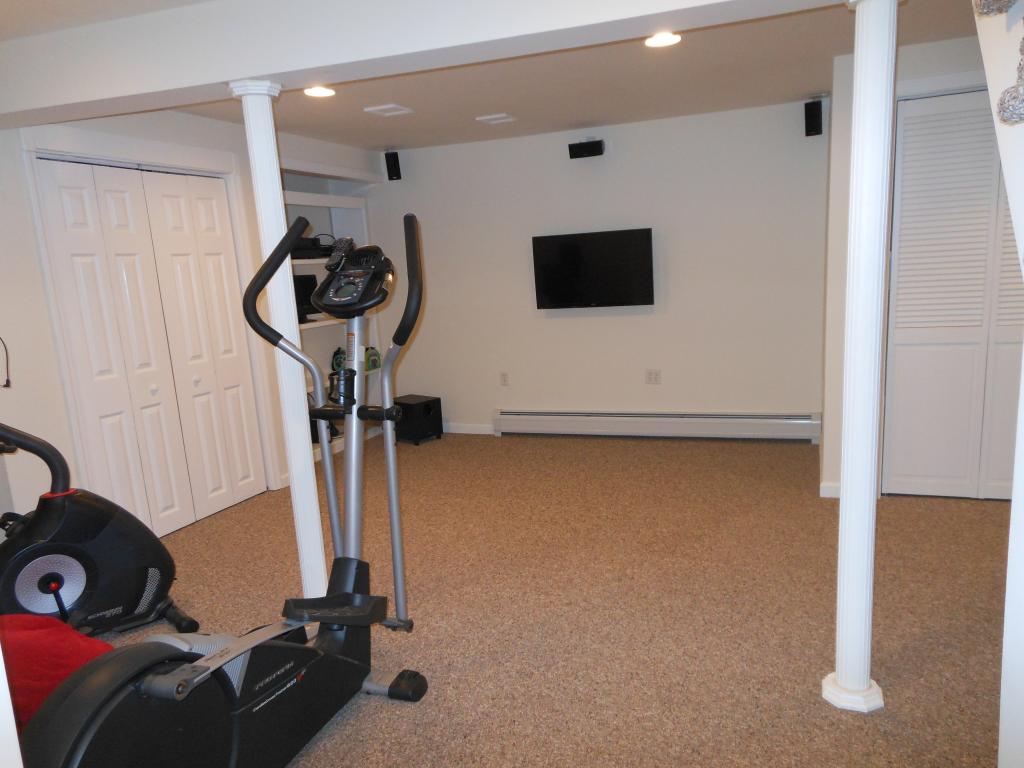 38 Oak Hill Road Concord, NH 03301 - Photo 32 of 36