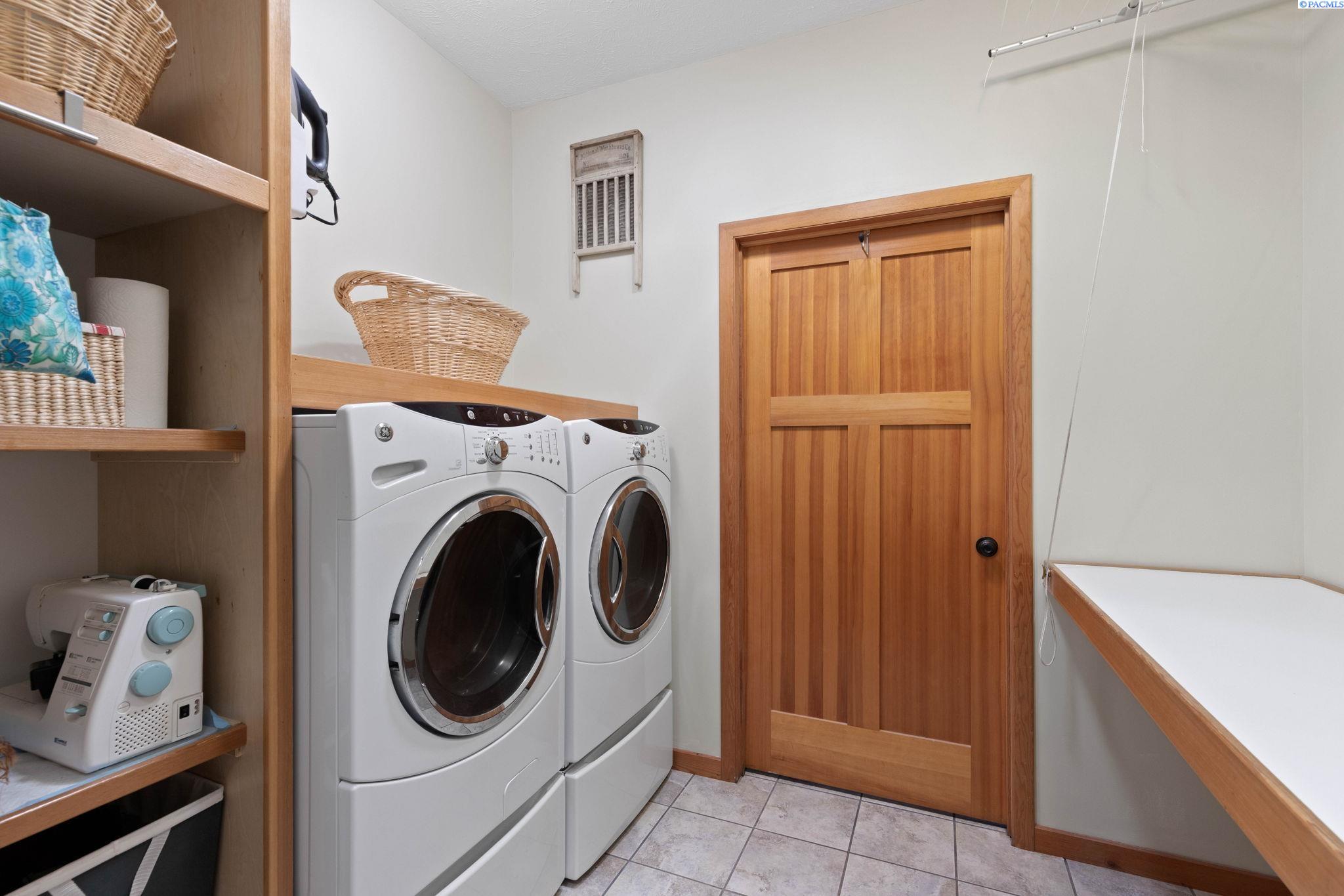 4261 Grove Road Endicott, WA 99125 - Photo 18 of 50 Gallery Image 18