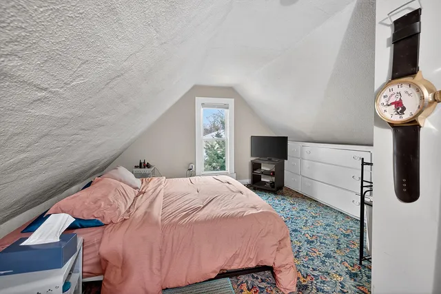 $250,000 | 4405 South 15th Avenue, Minneapolis, MN 55407