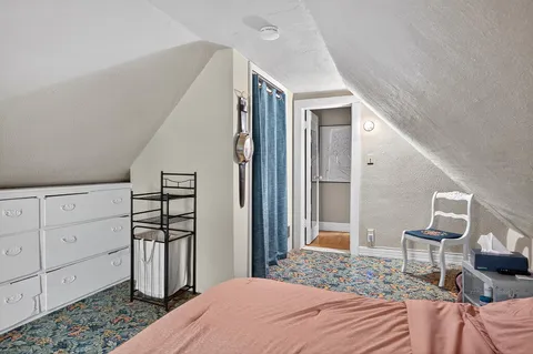 $250,000 | 4405 South 15th Avenue, Minneapolis, MN 55407