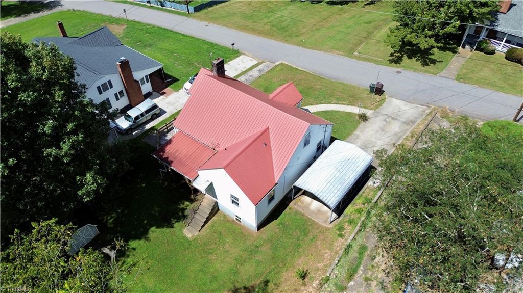 127 Young Street Elkin, NC 28621 - Photo 8 of 26