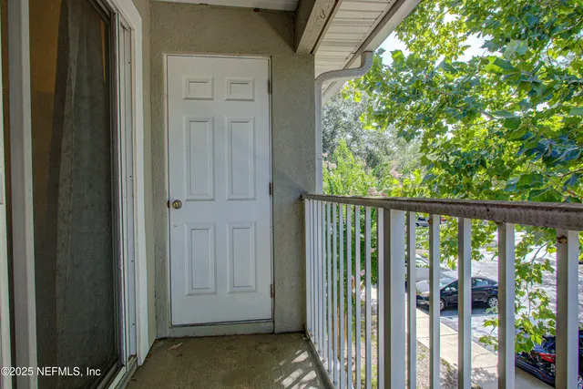 $127,000 | 6075 Maggies Circle, Unit 113, Jacksonville, FL 32244