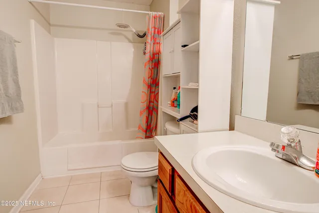 $127,000 | 6075 Maggies Circle, Unit 113, Jacksonville, FL 32244