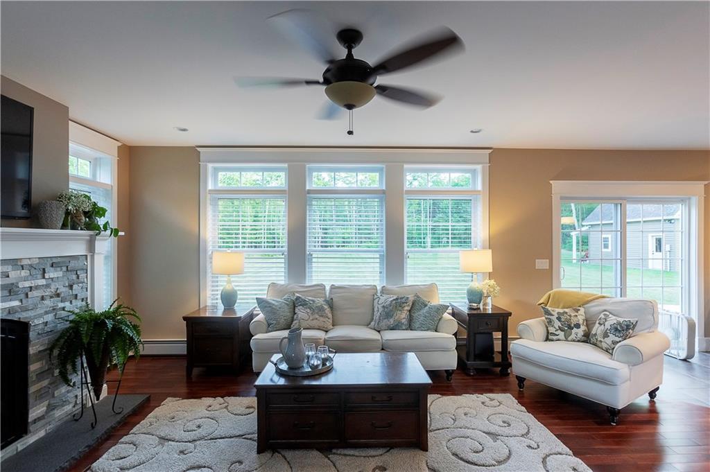 15 Oak Ridge Drive Hermon, ME 04401 - Photo 6 of 35 Eye-catching windows and...