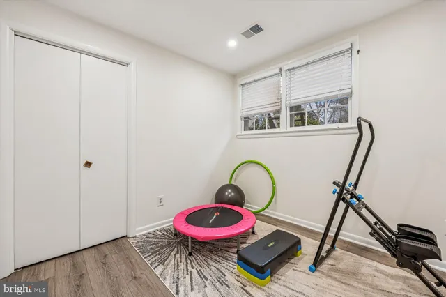 $4,950 | 11712 Seven Locks Road, Potomac, MD 20854