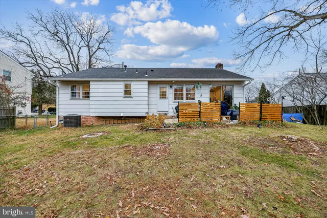 $4,950 | 11712 Seven Locks Road, Potomac, MD 20854