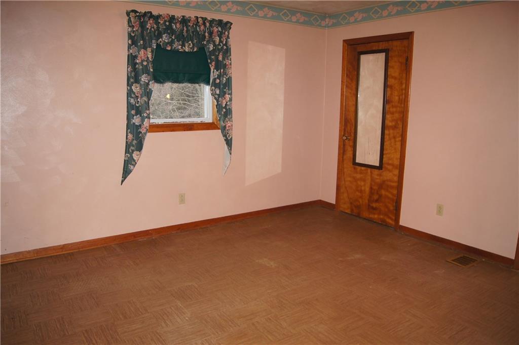 3262 Garvers Ferry Apollo, PA 15613 - Photo 9 of 19 Gallery Image 9
