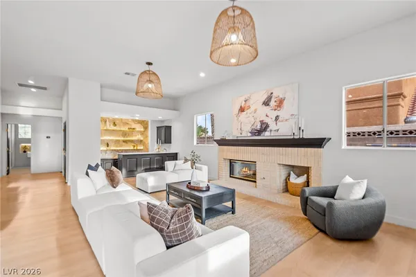 $1,400,000 | 3235 Cliff Sieler Court, Las Vegas, NV 89117