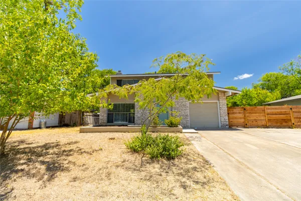 $2,200 | 5111 Creekline Drive, Austin, TX 78745