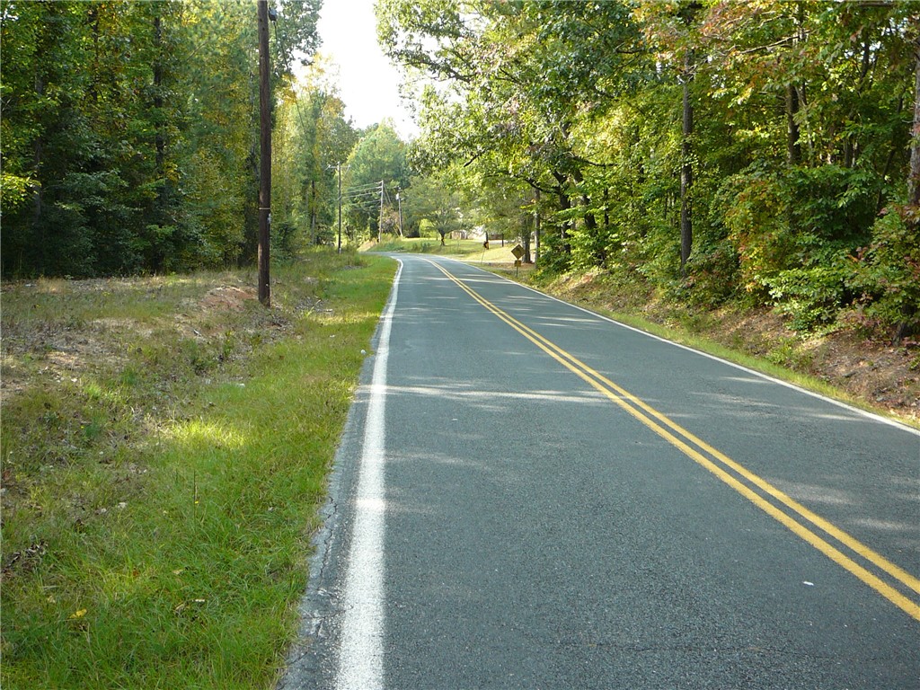 1 Broadway Lake Road Anderson, SC 29621 - Photo 2 of 5
