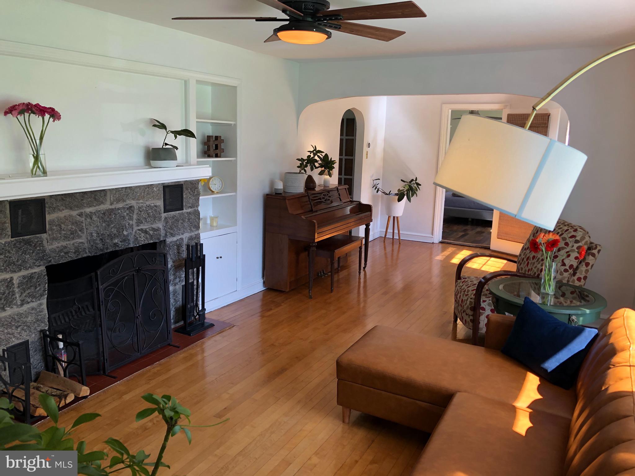 4305 Bridgeboro Road Moorestown, NJ 08057 - Photo 8 of 26 Living Room