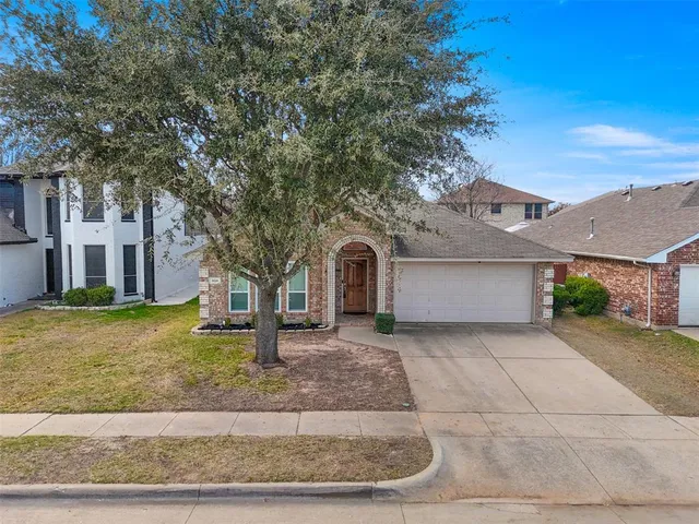 $310,000 | 908 Churchhill Drive, Saginaw, TX 76131